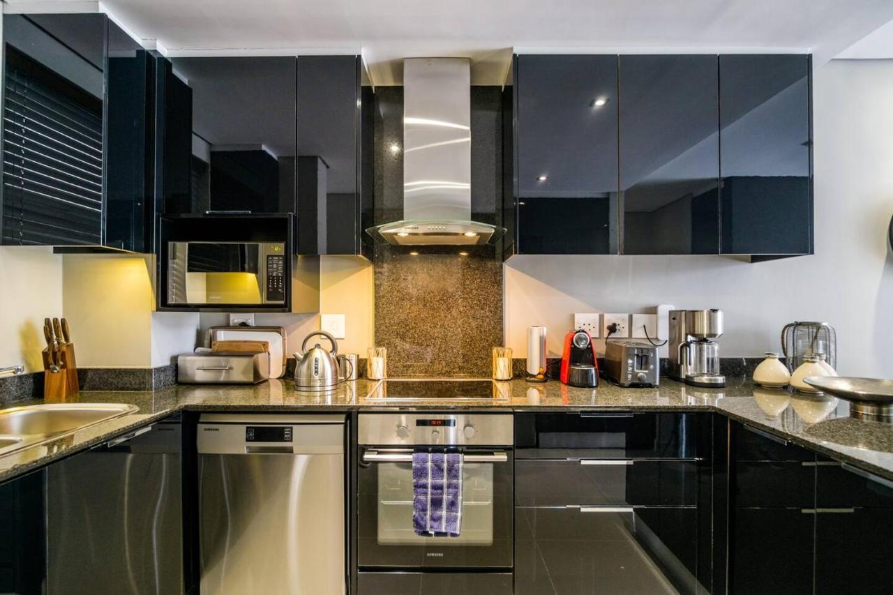 Lux Andringa Walk Apartments Стелленбос Экстерьер фото