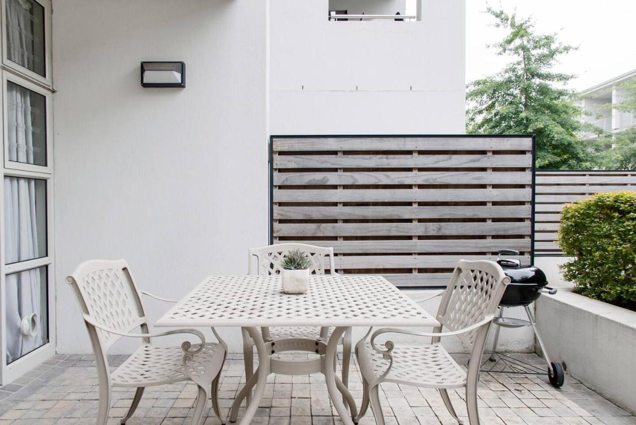 Lux Andringa Walk Apartments Стелленбос Экстерьер фото