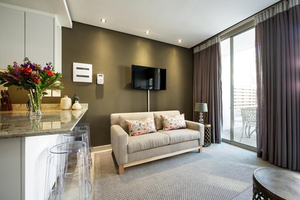 Lux Andringa Walk Apartments Стелленбос Экстерьер фото